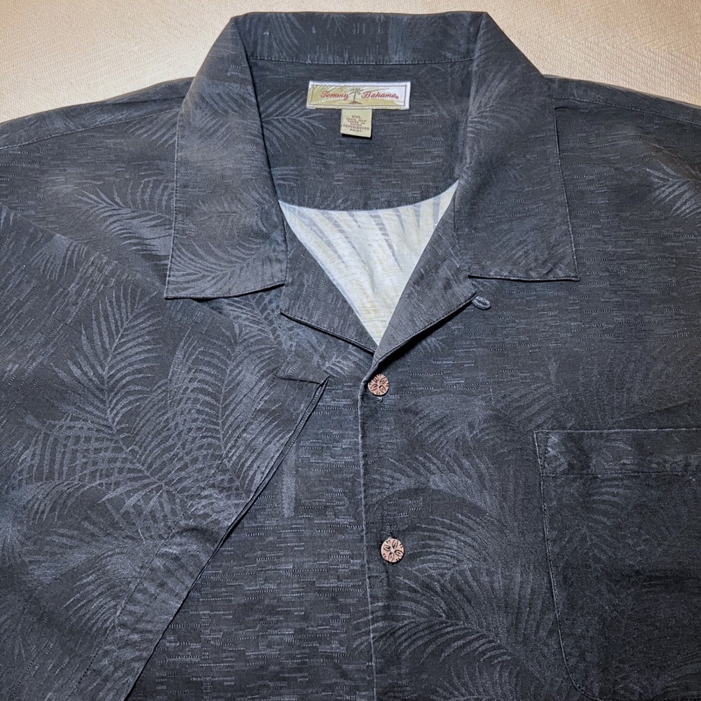 Tommy Bahama Mens XXL Black 100% Silk Palm Tree Graphic Back Camp Shirt Hawaiian